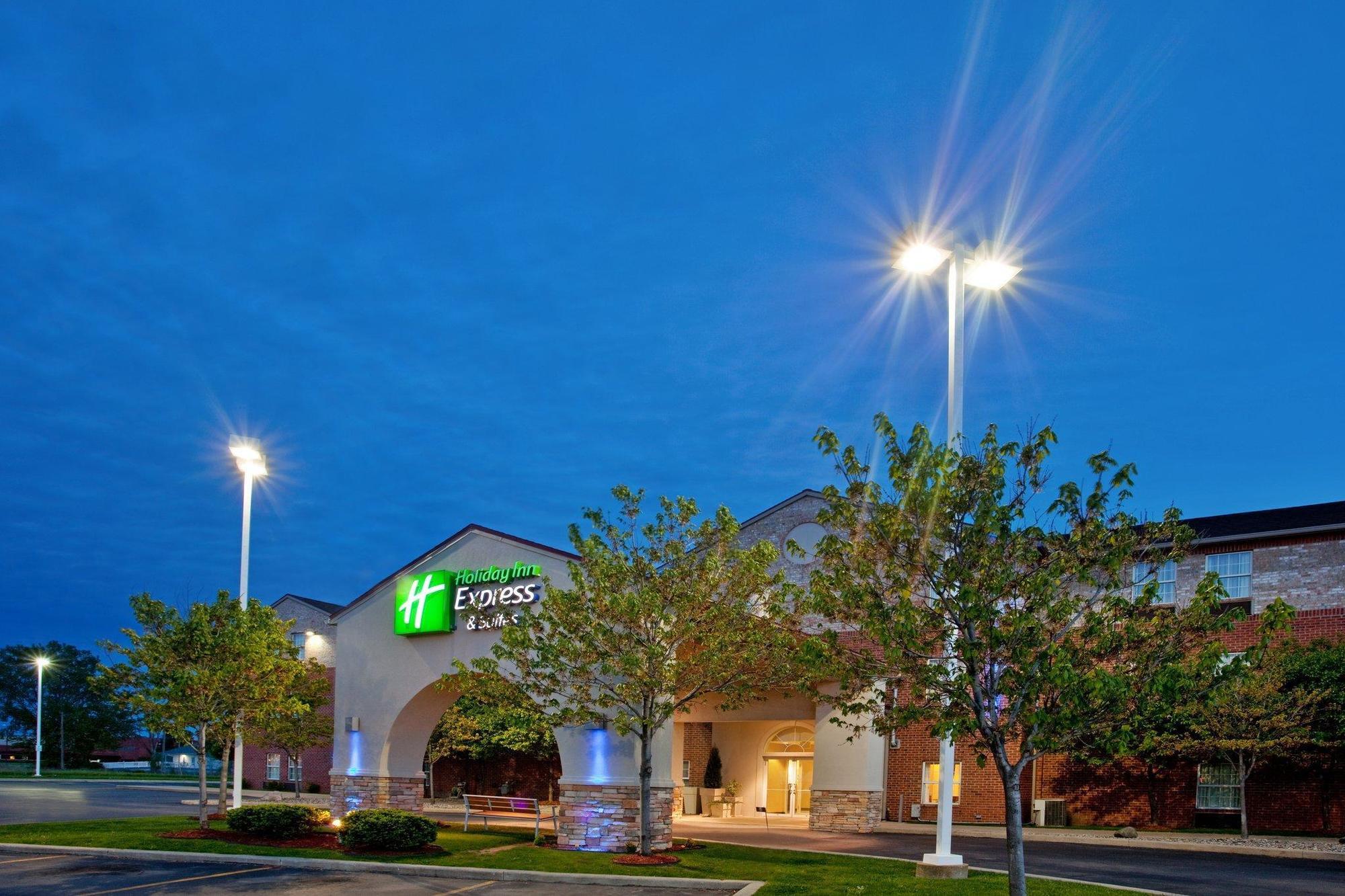 Country & By Radisson Benton Harbor-st Joseph Mi 2*