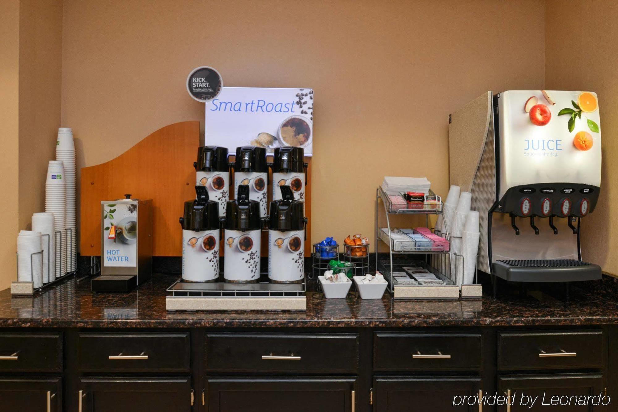Country & By Radisson Benton Harbor-st Joseph Mi Hotel Benton Harbor