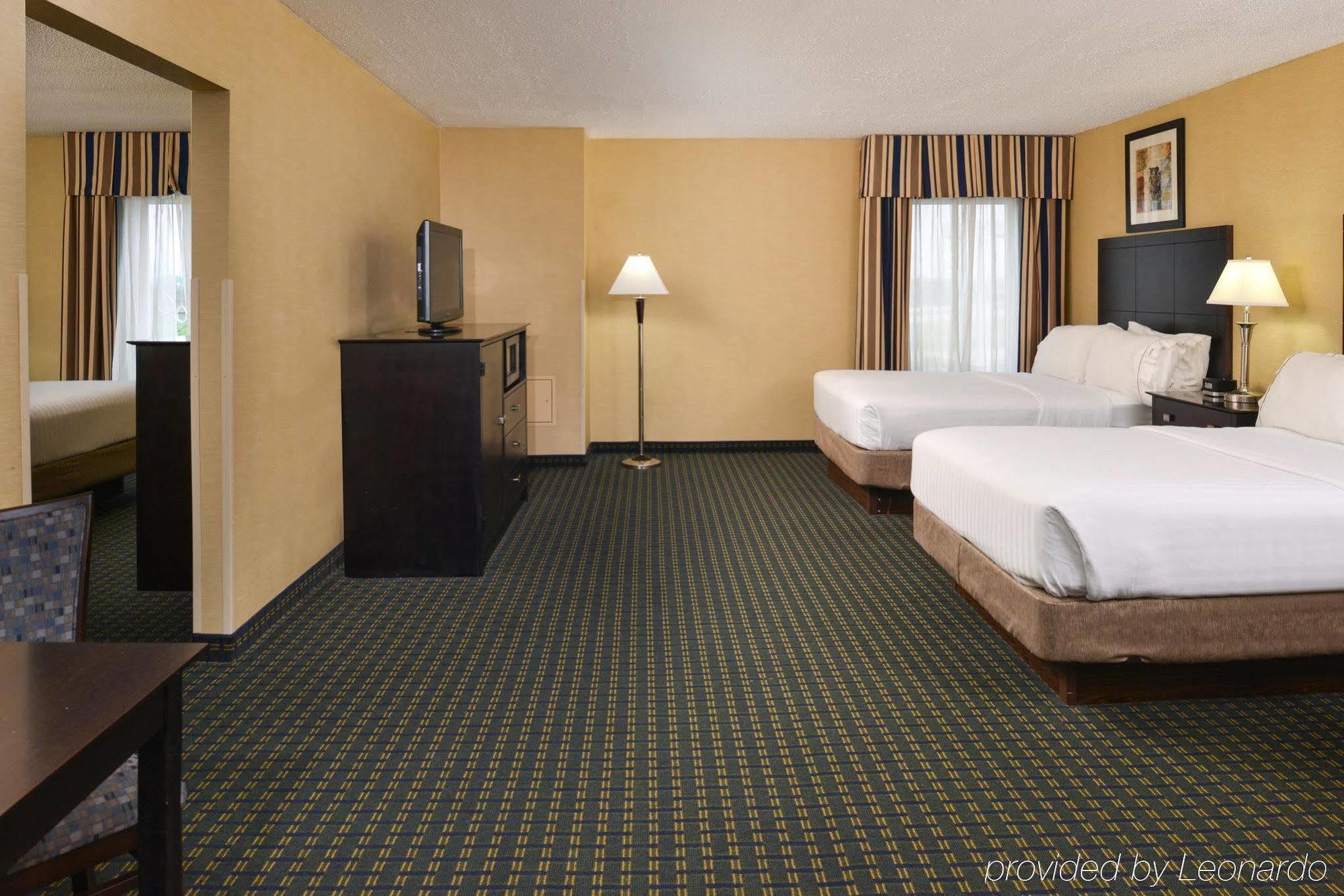 Hotel Country & By Radisson Benton Harbor-st Joseph Mi Benton Harbor