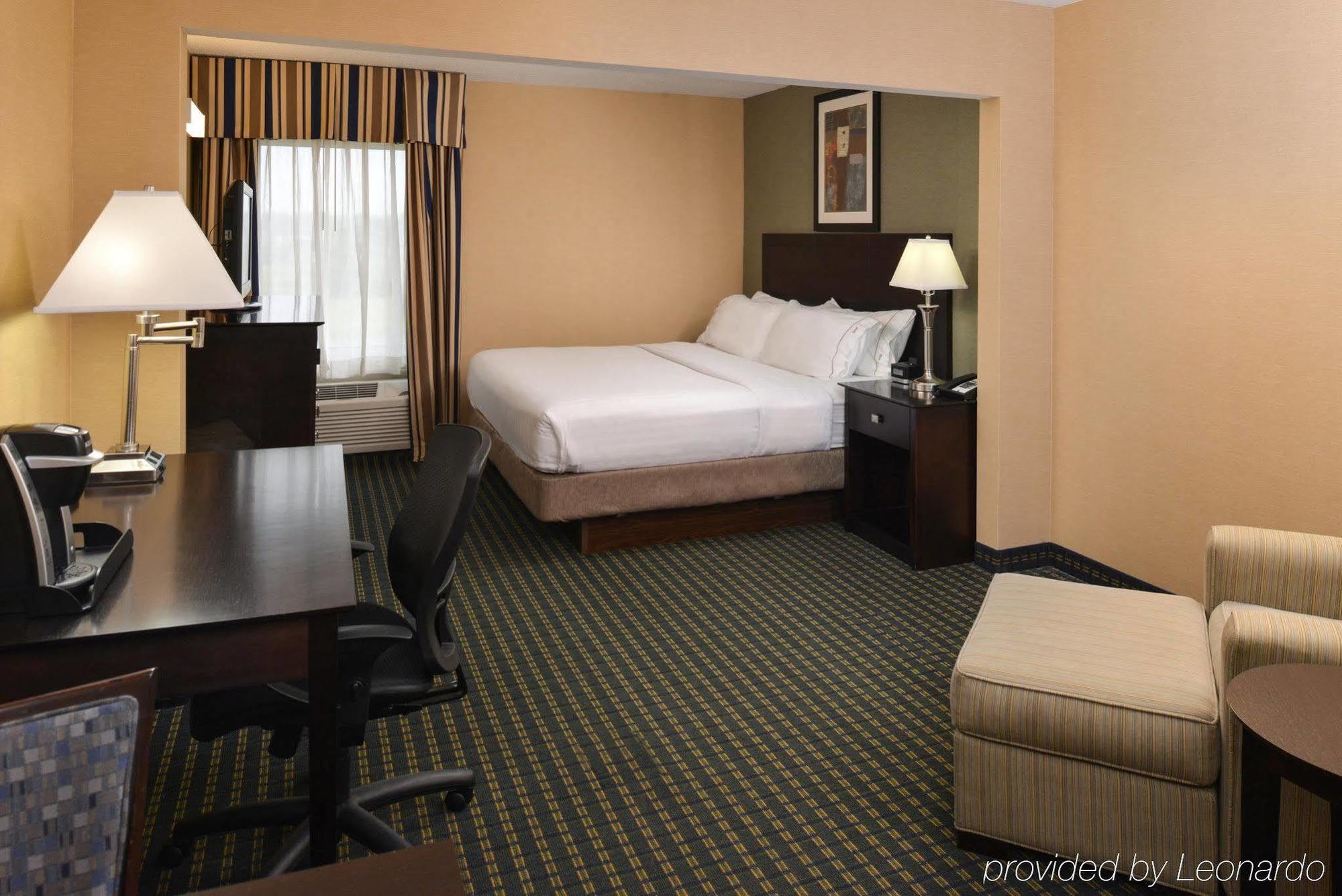 Country & By Radisson Benton Harbor-st Joseph Mi Hotel