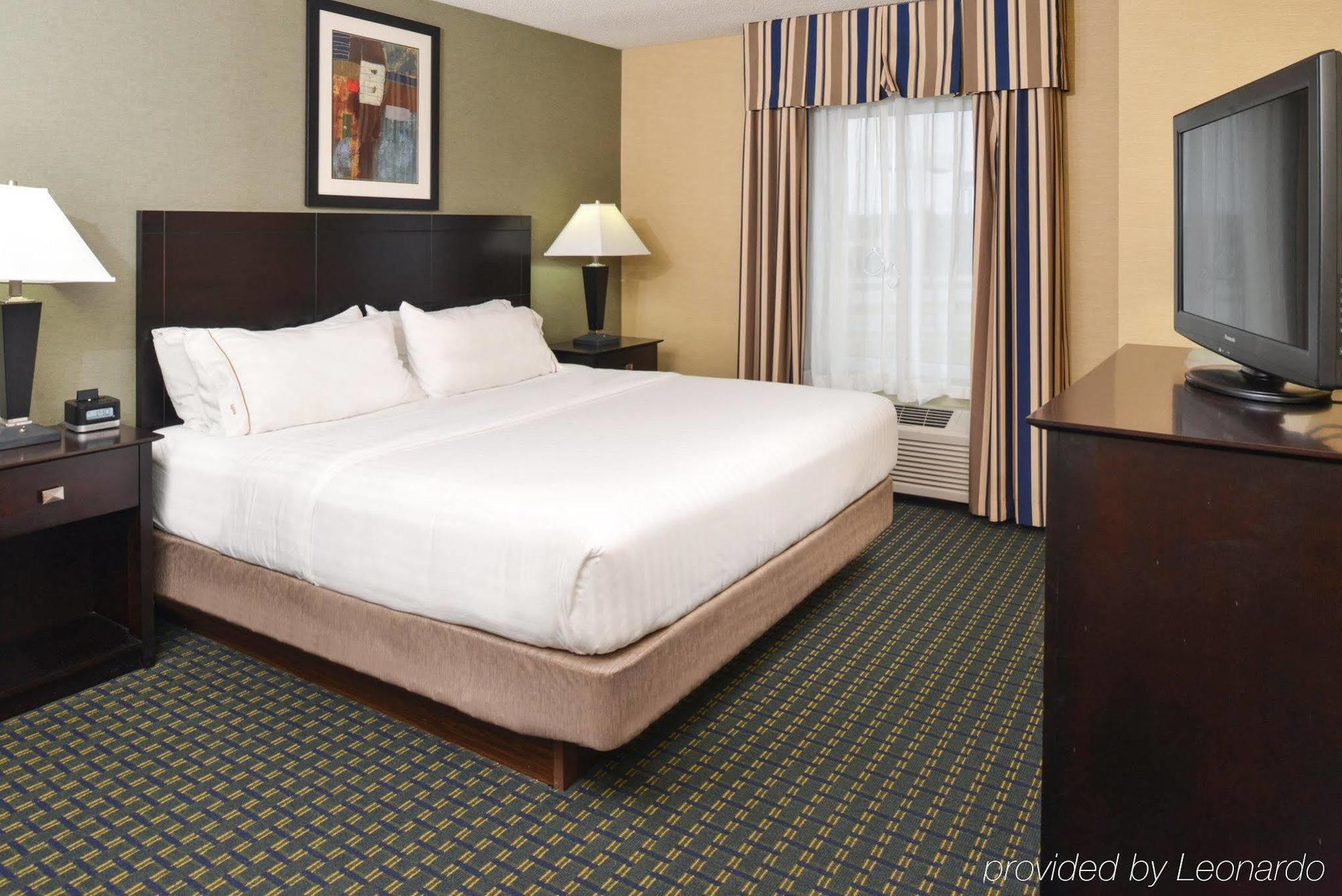 Country & By Radisson Benton Harbor-st Joseph Mi Hotel