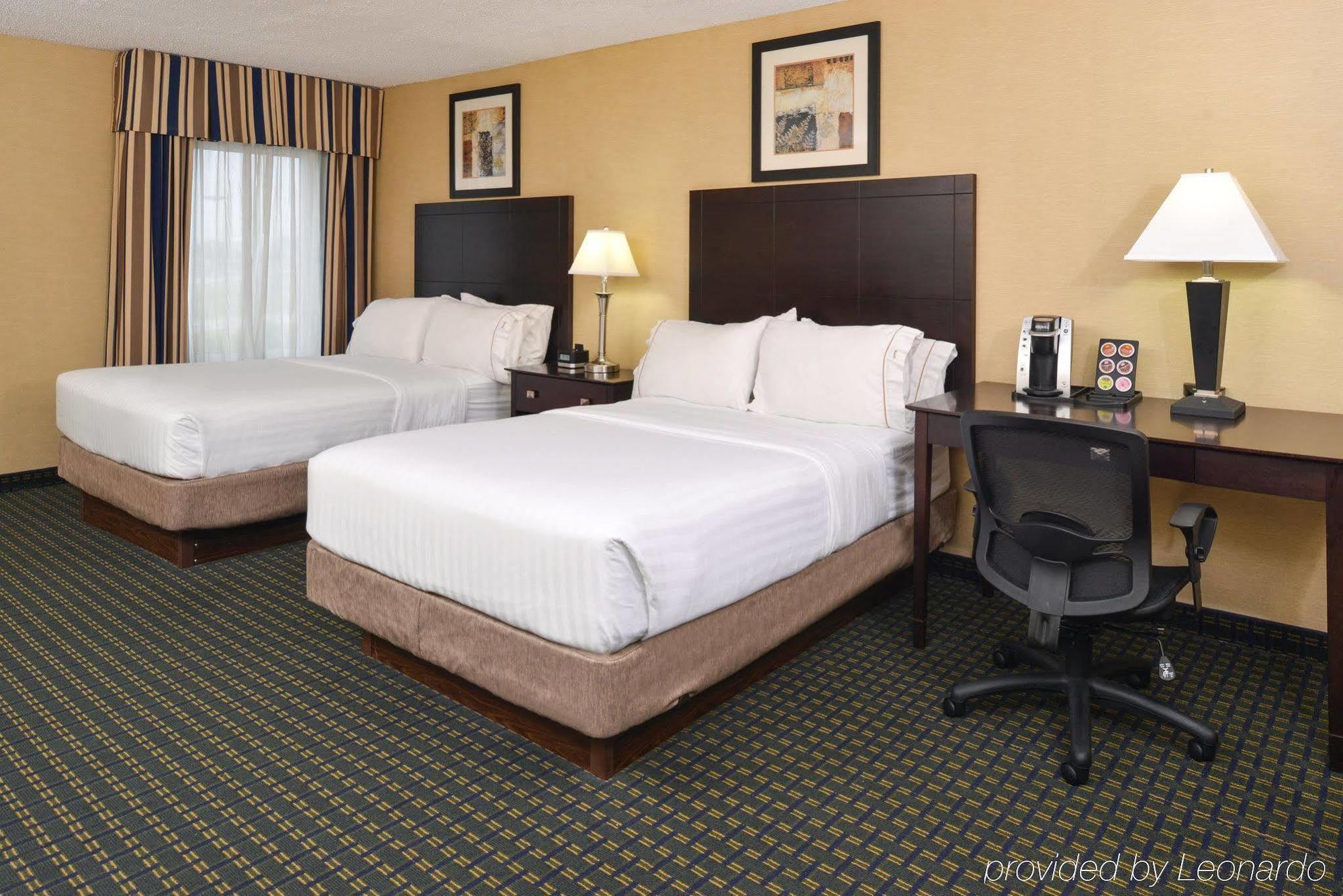 Hotel Country & By Radisson Benton Harbor-st Joseph Mi